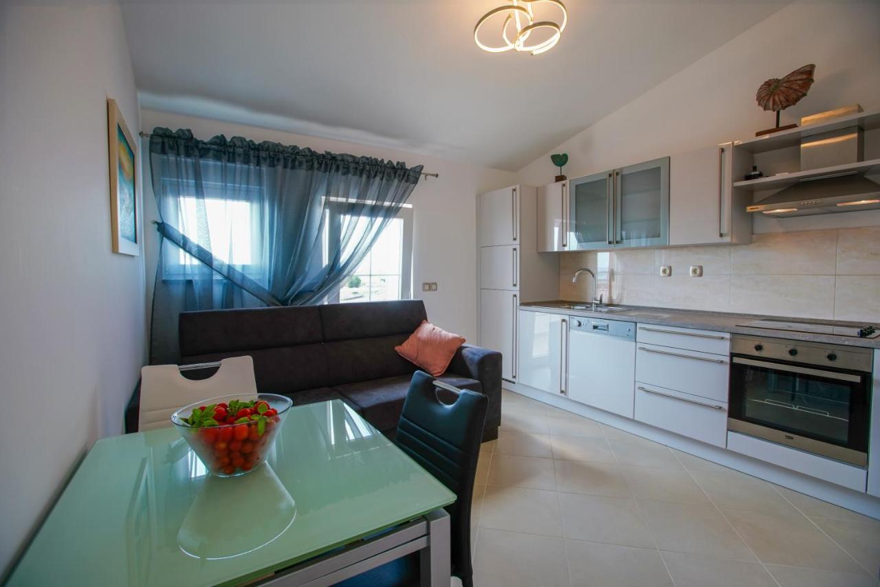 Maslina & Lavanda Apartment Подстрана Екстериор снимка