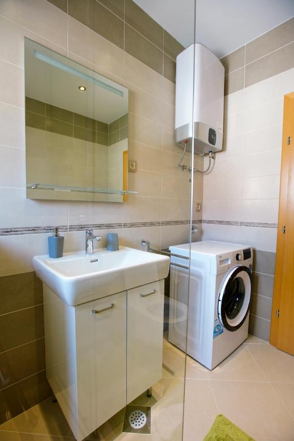 Maslina & Lavanda Apartment Подстрана Екстериор снимка