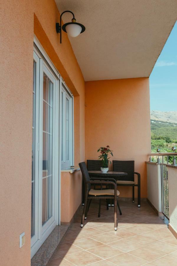 Maslina & Lavanda Apartment Подстрана Екстериор снимка