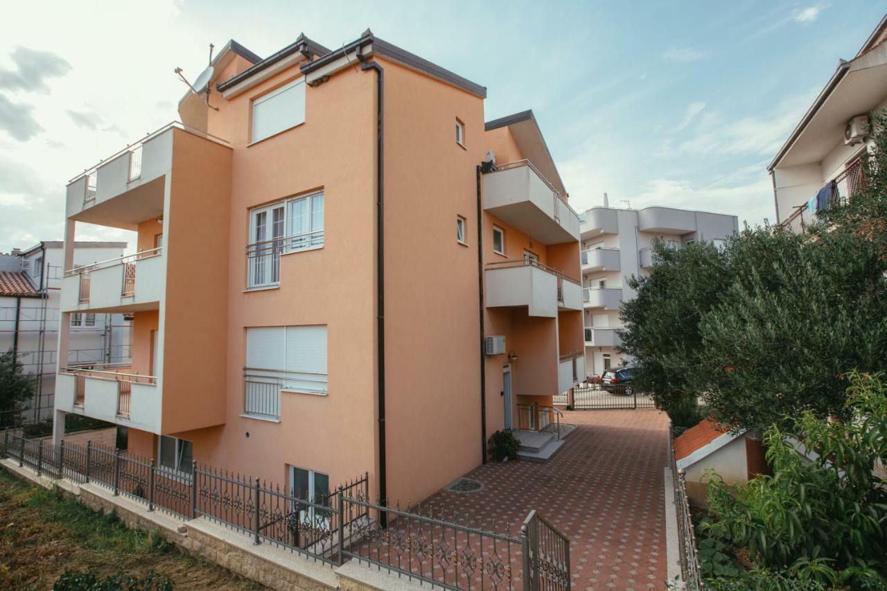Maslina & Lavanda Apartment Подстрана Екстериор снимка